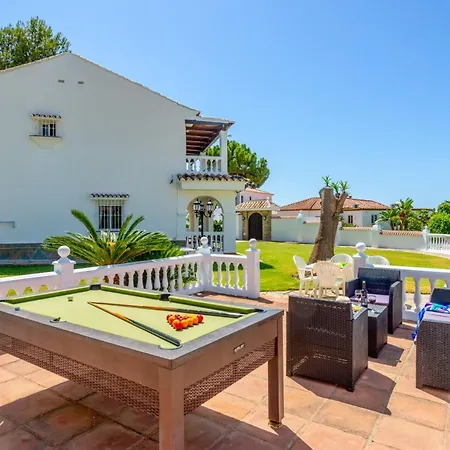 Holivista Elegant 4-bedroom Spanish In *